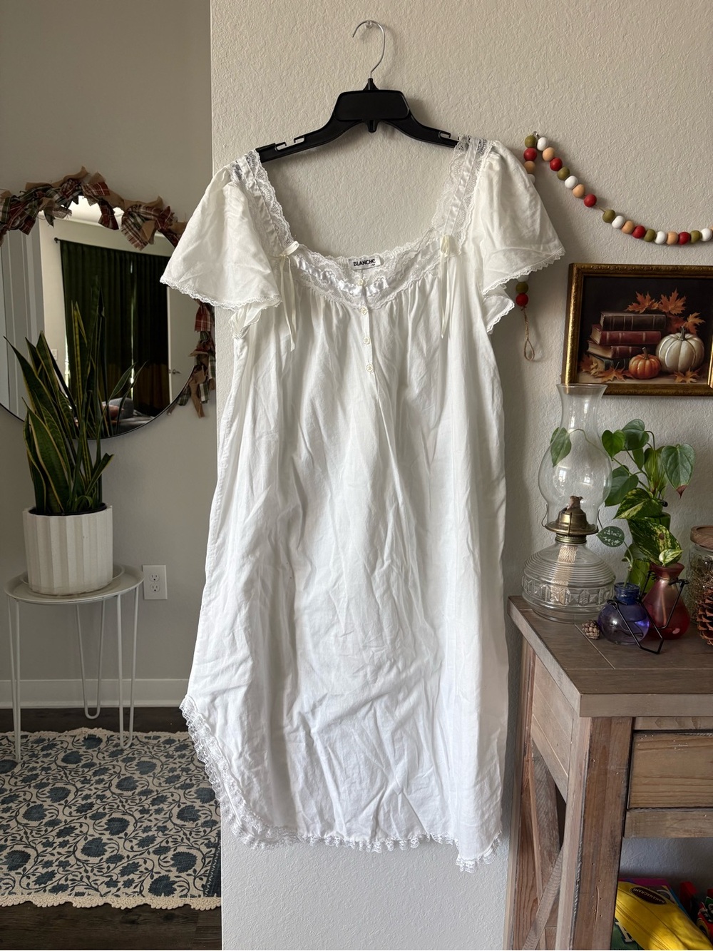 Blanche White Cotton Nightgown with Lace Trim